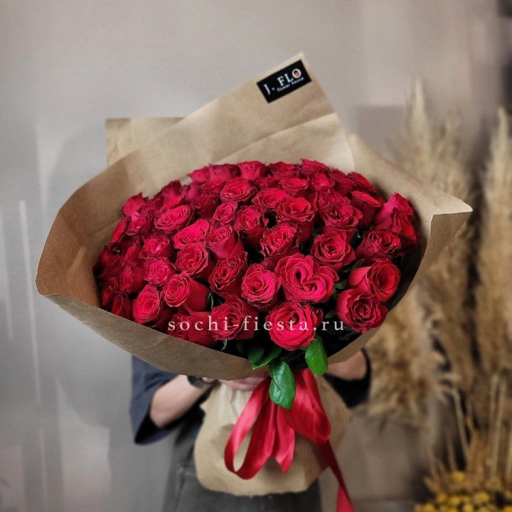 63 красных роз вайт в Ставрополи