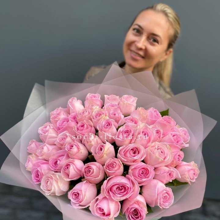 51 розовая роза в Ставрополи