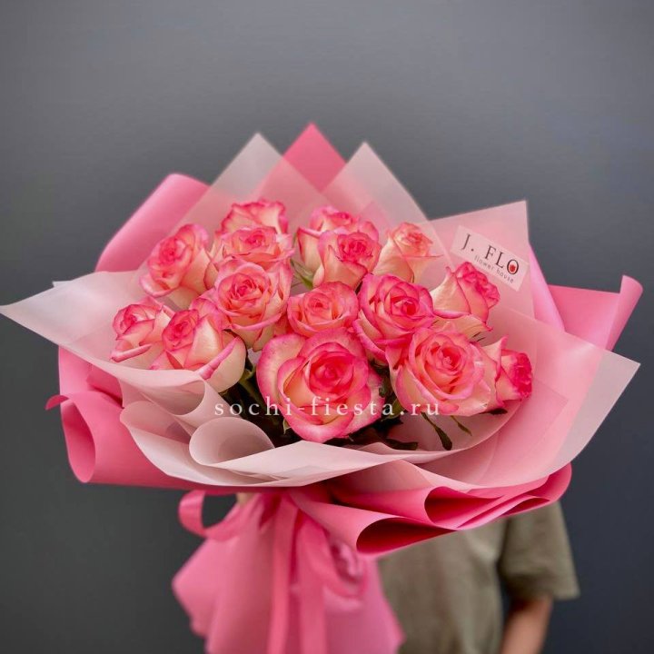 15 роз "Джумилия" в Ставрополи