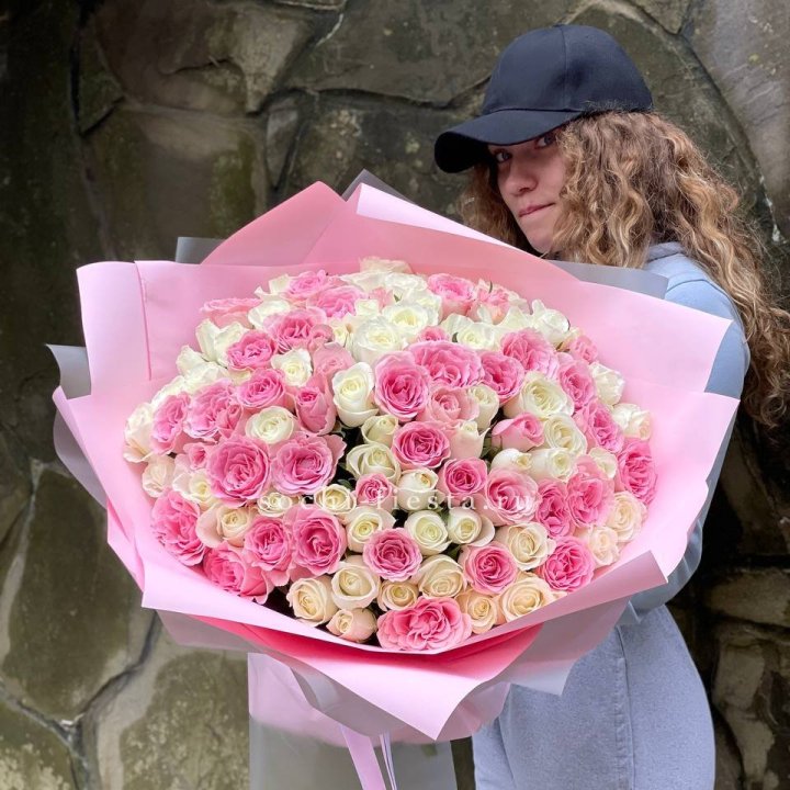 101 роза Миксбери в Ставрополи