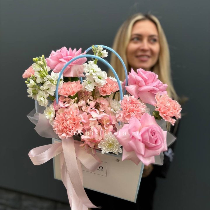 Сумочка "Бал цветов" в Ставрополи