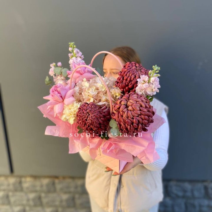 Сумочка нежная с бигуди в Ставрополи