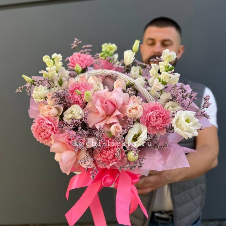 Цветочная корзина №1 в Ставрополи