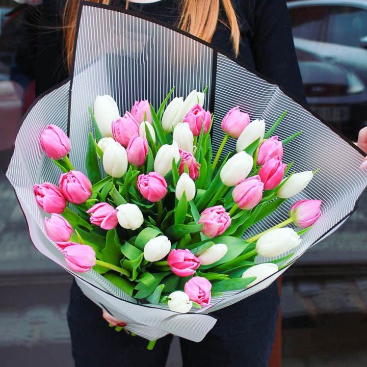 29 тюльпанов микс в Ставрополи